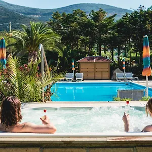  Camping Casa Dei Prati Village